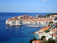 The red tile roofs, white city walls, and blue sea make Dubrovnik a very picturesque city.