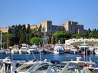 The palace was the seat of the Knights of Rhodes from the 14th century until their expulsion by the Turks.